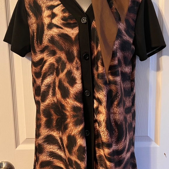 XXlarge leopard top #392 - Picture 4 of 11